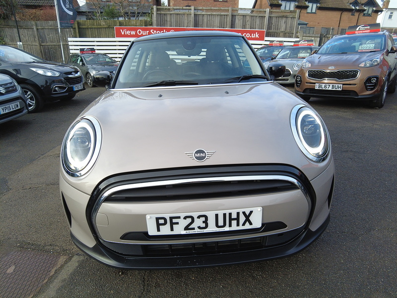 MINI Hatch Cooper Classic - U93643