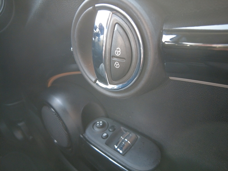 MINI Hatch Cooper Classic - U93643