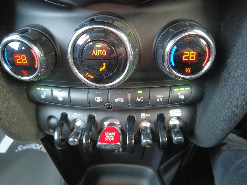 MINI Hatch Cooper Classic - U93643