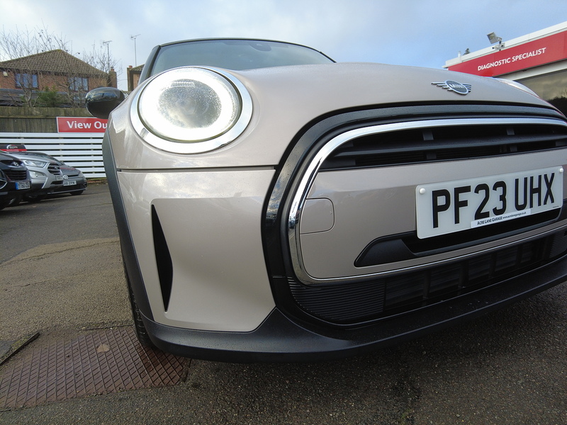 MINI Hatch Cooper Classic - U93643