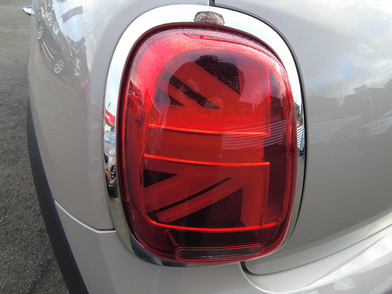 MINI Hatch Cooper Classic - U93643