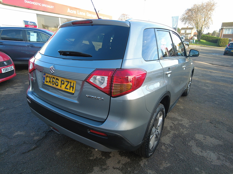 Suzuki Vitara SZ-T - U93667