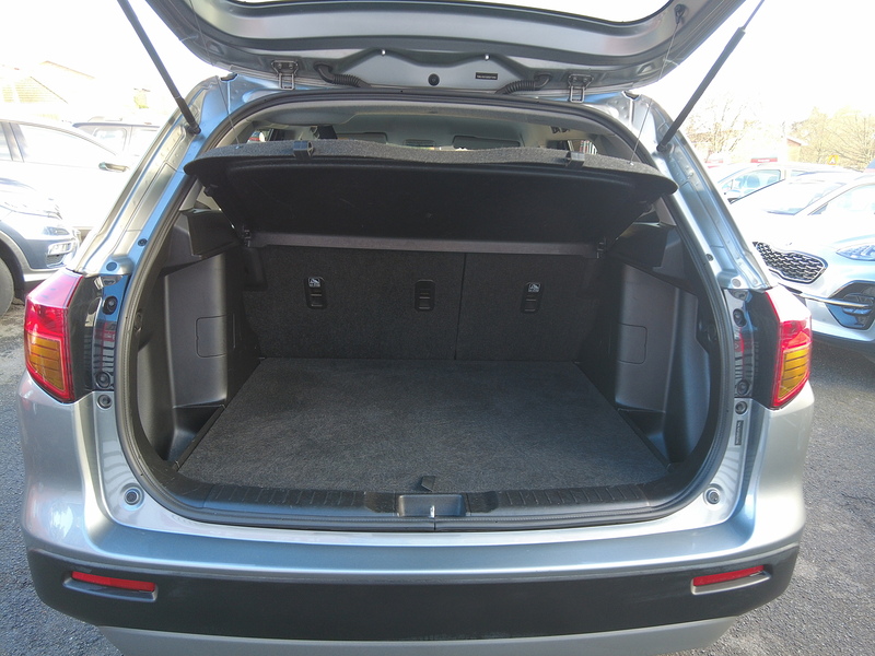 Suzuki Vitara SZ-T - U93667