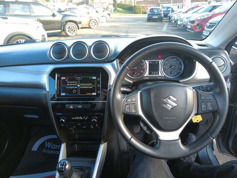 Suzuki Vitara SZ-T - U93667