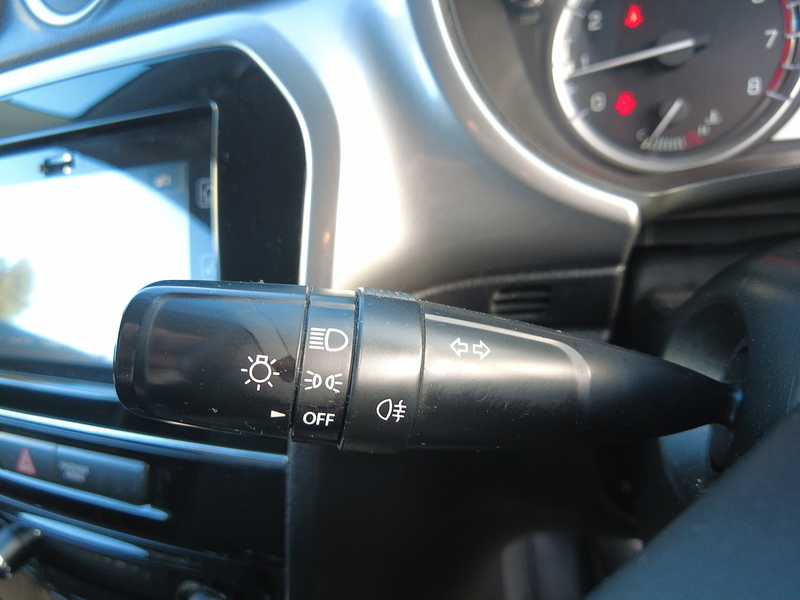 Suzuki Vitara SZ-T - U93667