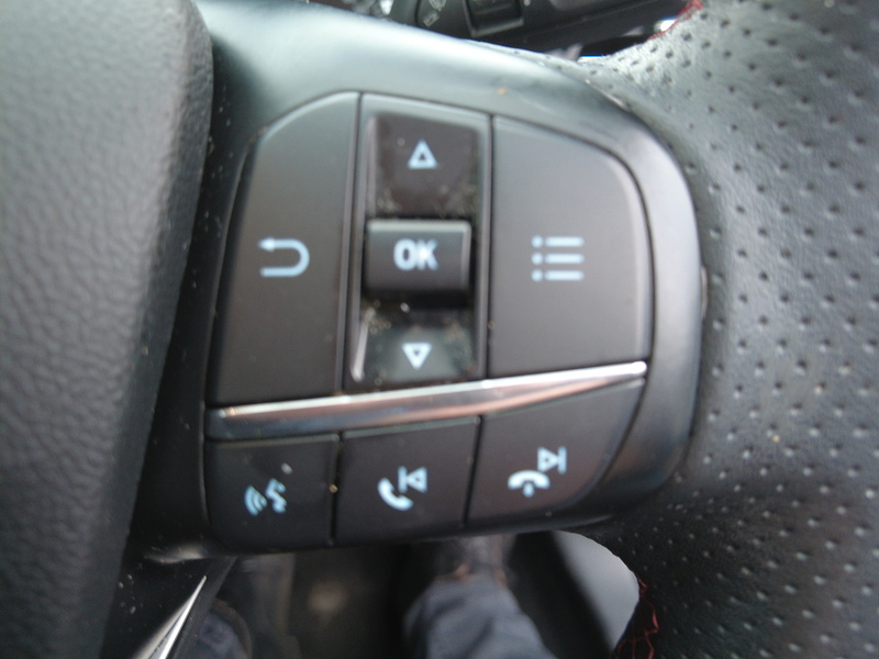 Ford Focus T EcoBoost ST-Line - U93669