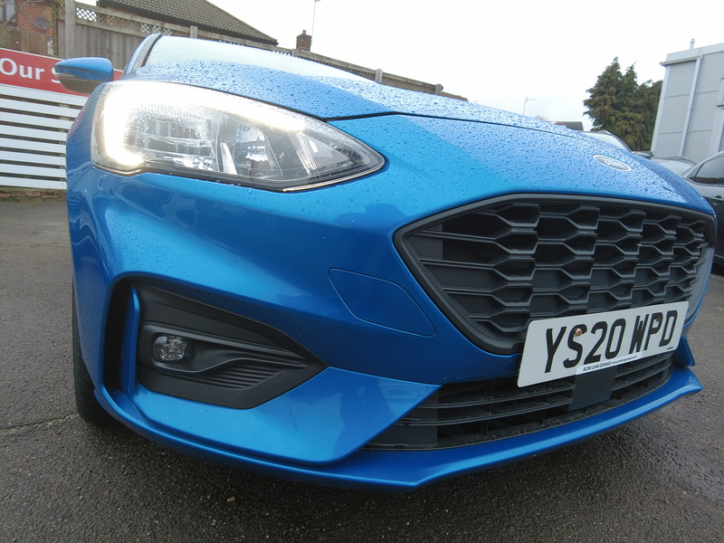 Ford Focus T EcoBoost ST-Line - U93669