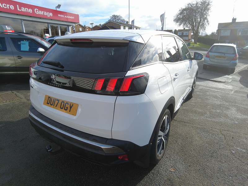 Peugeot 3008 BlueHDi Allure - U93670