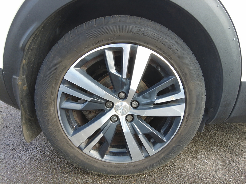 Peugeot 3008 BlueHDi Allure - U93670