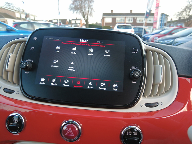 Fiat 500 MHEV - U93675