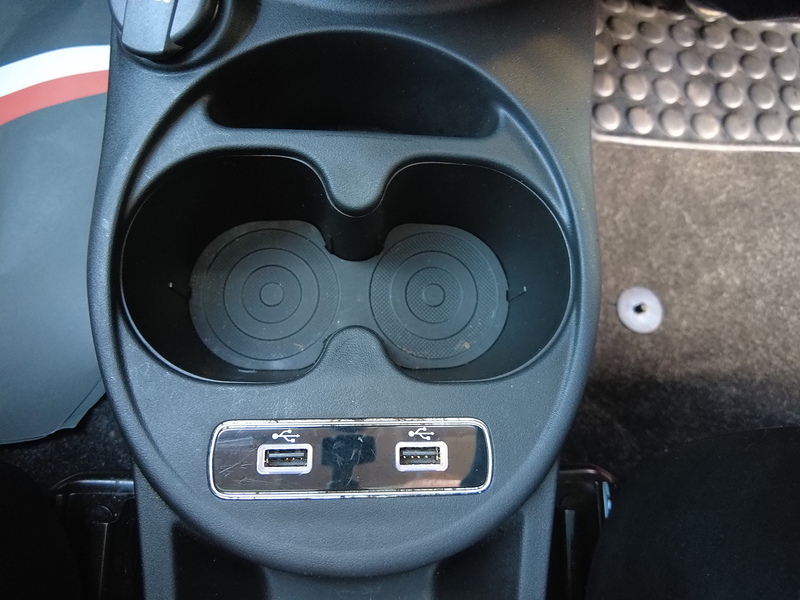 Fiat 500 MHEV - U93675