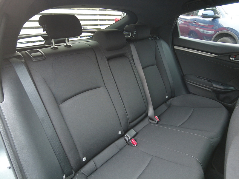 Honda Civic i-DTEC SR - U93676