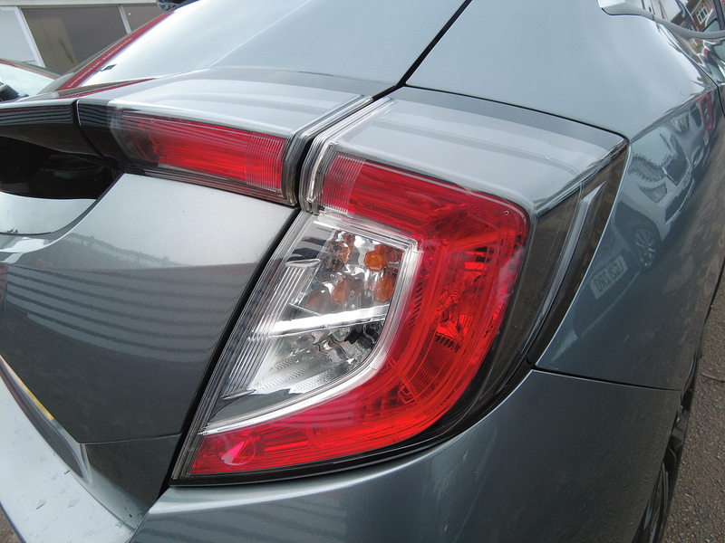 Honda Civic i-DTEC SR - U93676