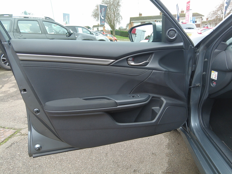 Honda Civic i-DTEC SR - U93676