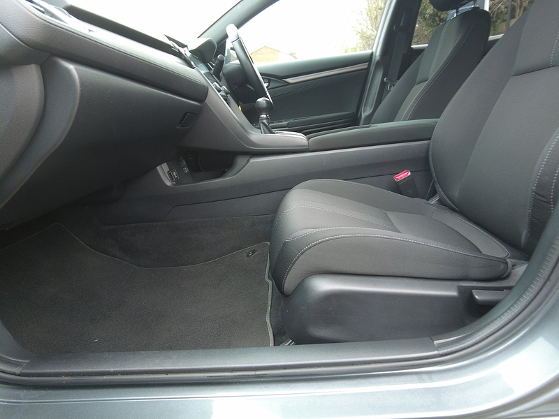 Honda Civic i-DTEC SR - U93676