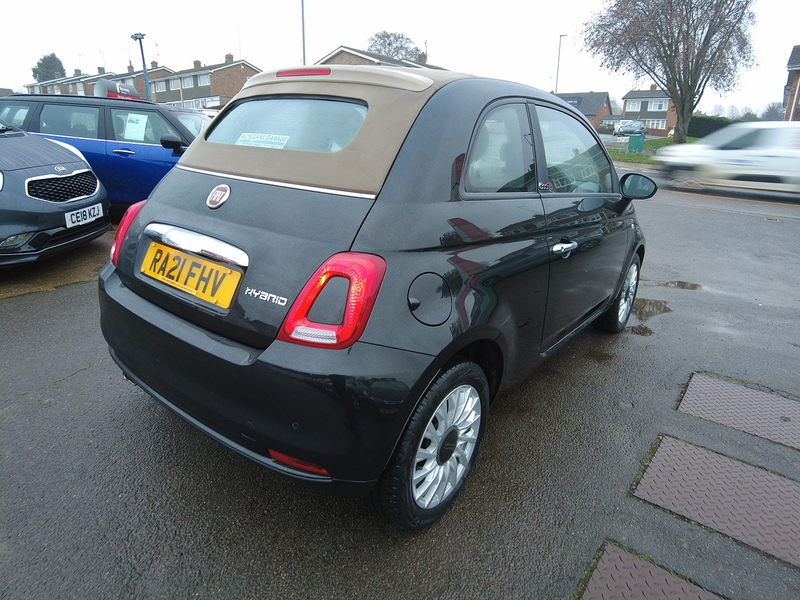 Fiat 500C MHEV Lounge - U93677