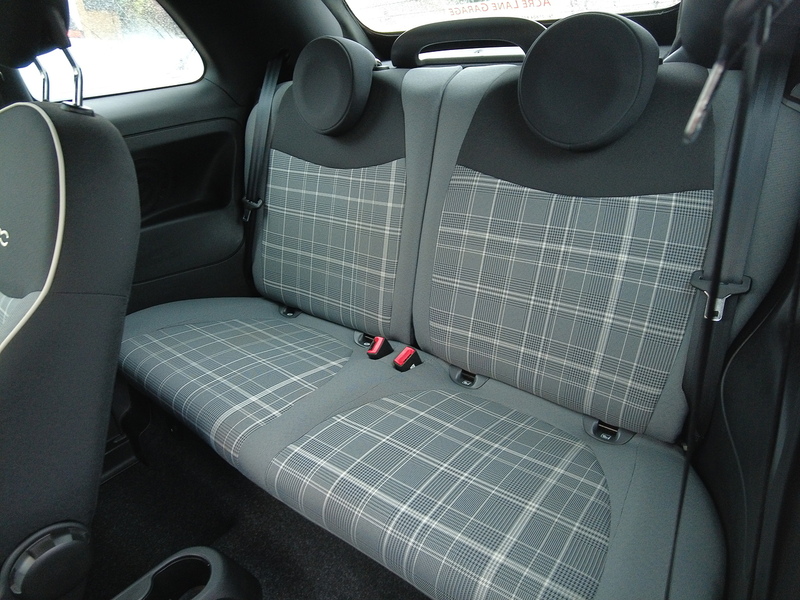 Fiat 500C MHEV Lounge - U93677