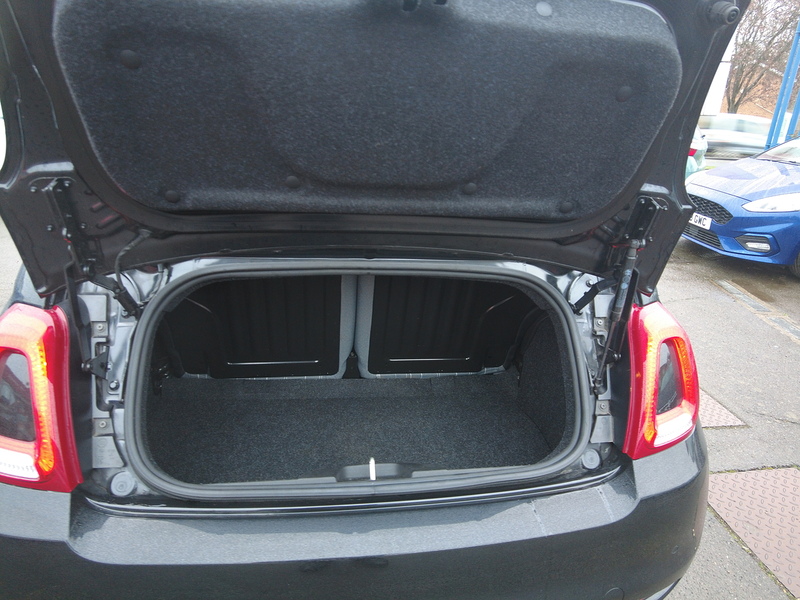 Fiat 500C MHEV Lounge - U93677