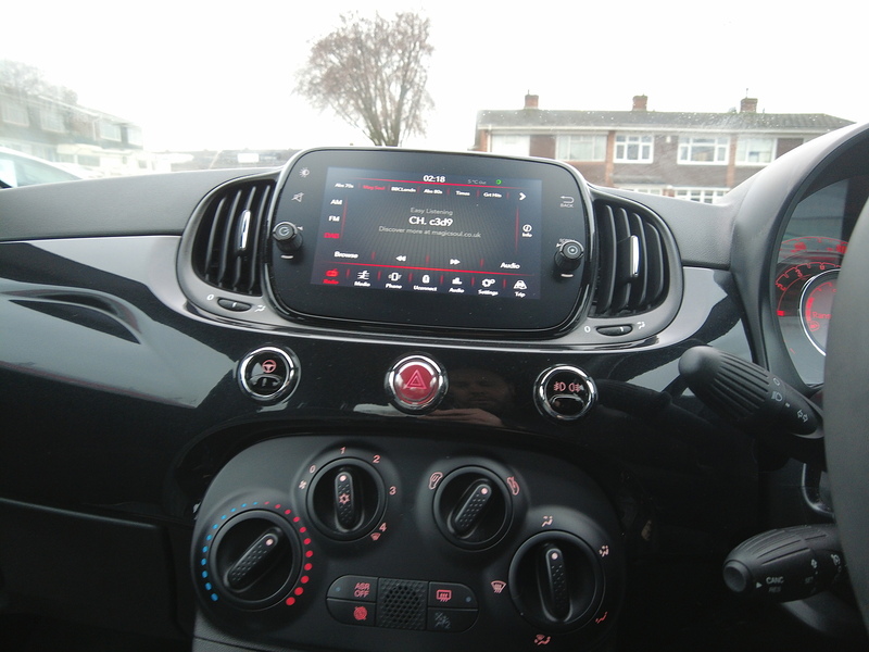 Fiat 500C MHEV Lounge - U93677