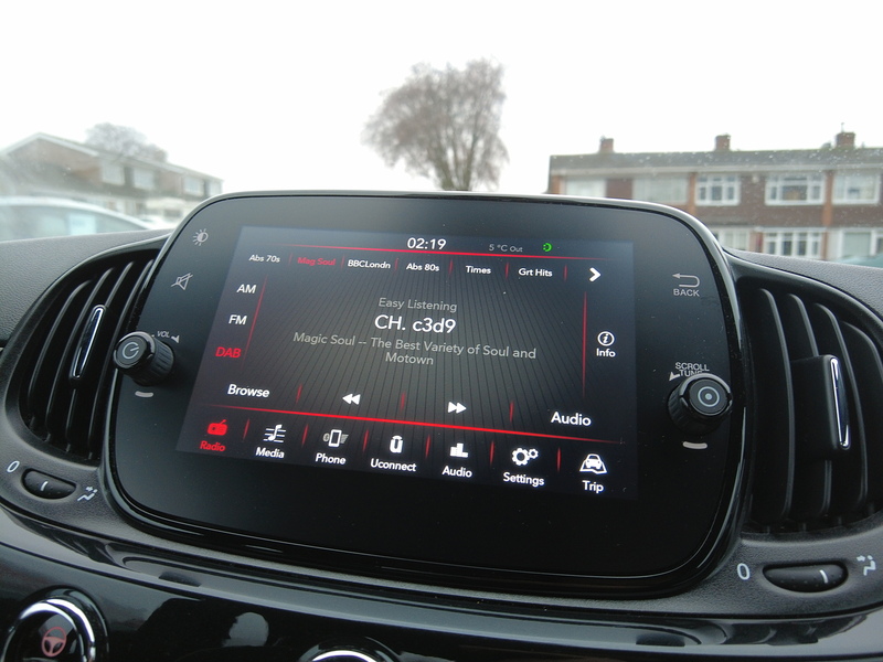 Fiat 500C MHEV Lounge - U93677