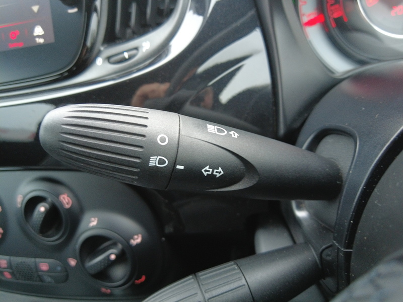 Fiat 500C MHEV Lounge - U93677