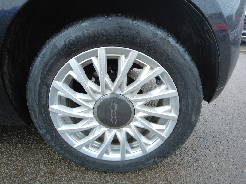 Fiat 500C MHEV Lounge - U93677