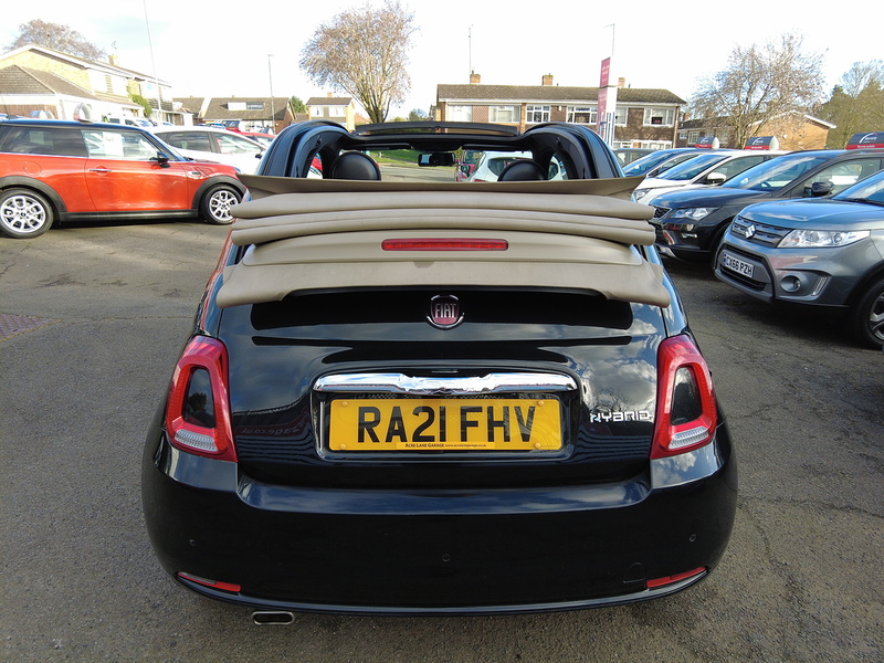 Fiat 500C MHEV Lounge - U93677