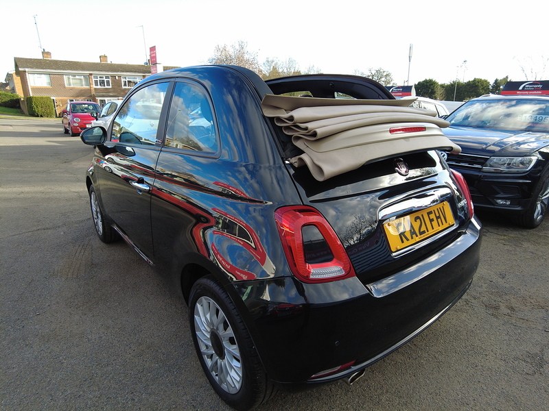 Fiat 500C MHEV Lounge - U93677