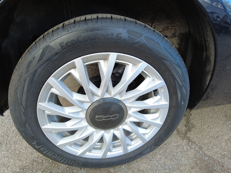 Fiat 500C MHEV Lounge - U93677