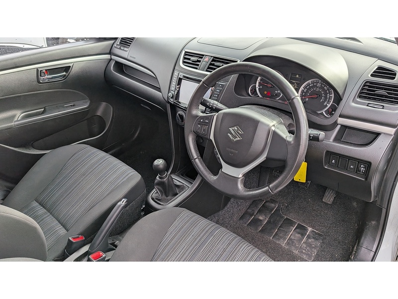 Suzuki Swift SZ3 - U93681