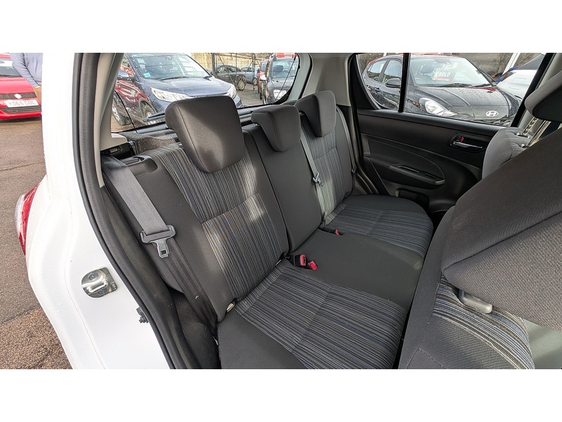 Suzuki Swift SZ3 - U93681