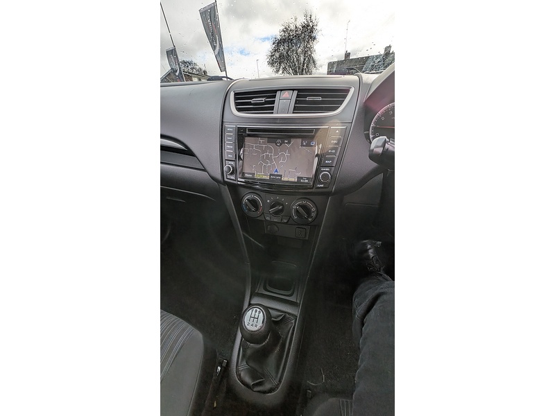 Suzuki Swift SZ3 - U93681