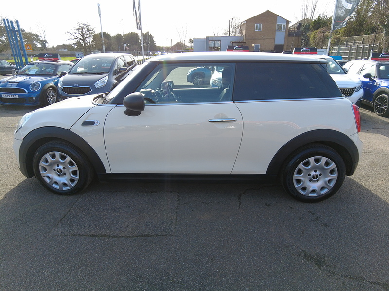 MINI Hatch One - U93690