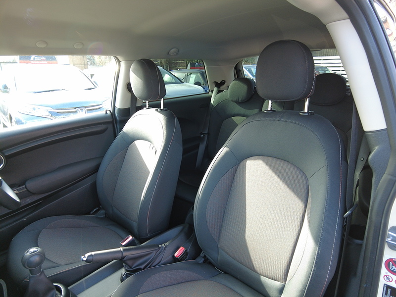 MINI Hatch One - U93690