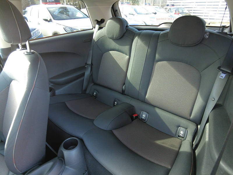 MINI Hatch One - U93690