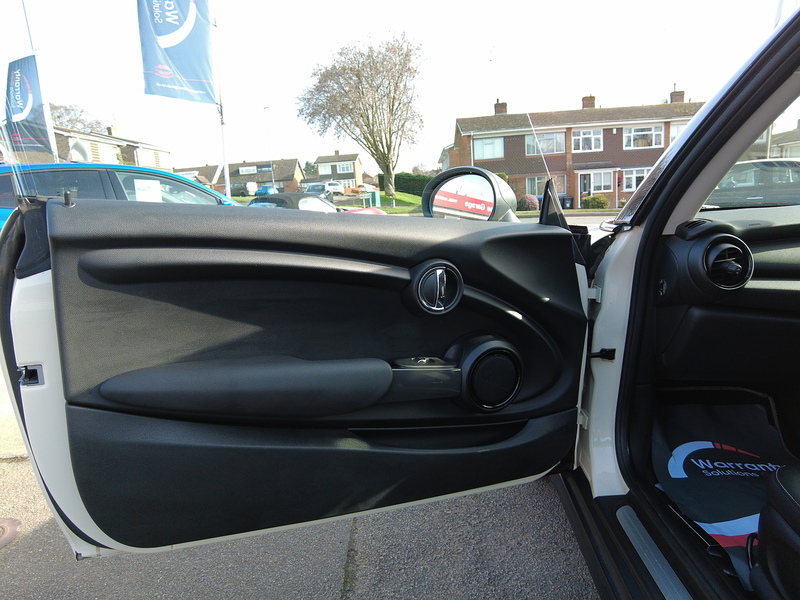 MINI Hatch One - U93690