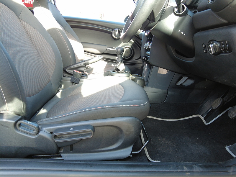 MINI Hatch One - U93690