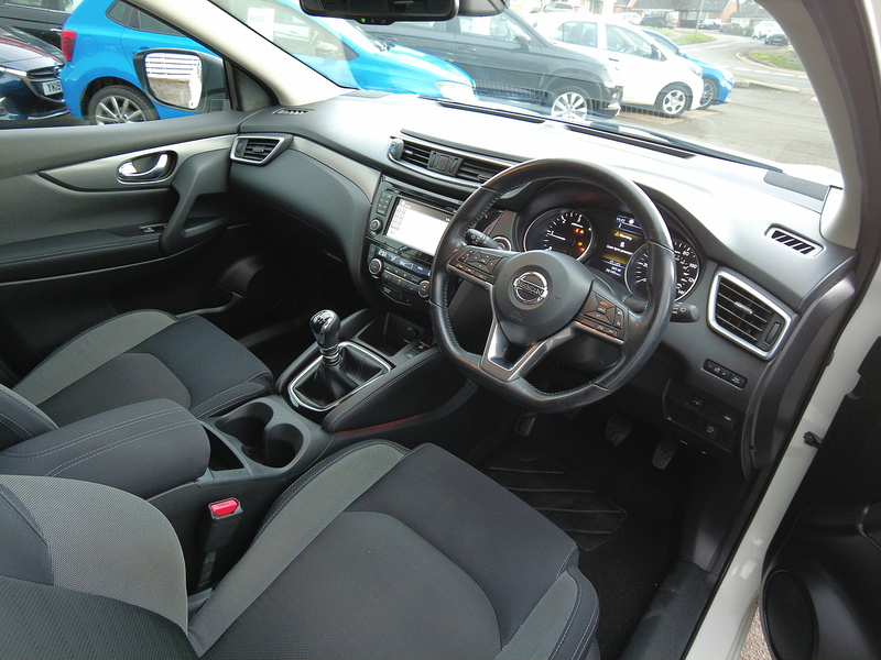 Nissan Qashqai dCi N-Connecta - U93696