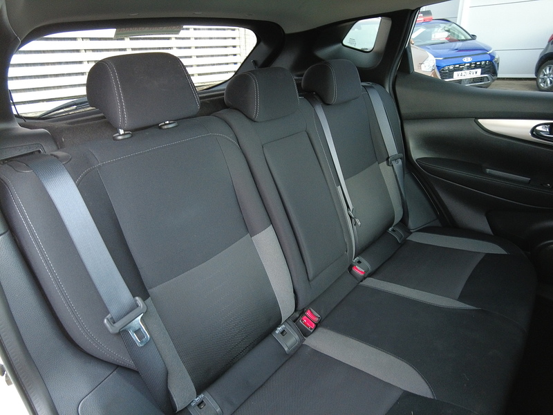 Nissan Qashqai dCi N-Connecta - U93696