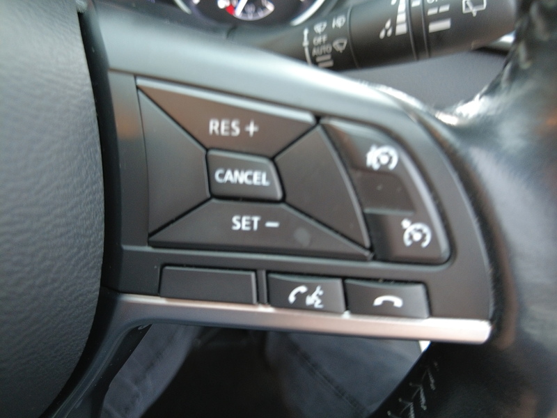 Nissan Qashqai dCi N-Connecta - U93696