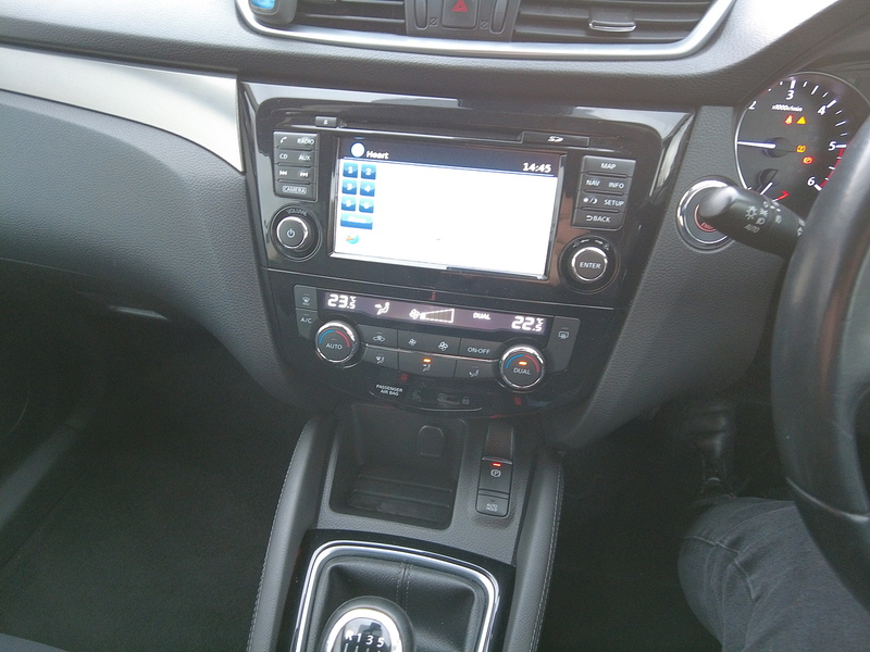 Nissan Qashqai dCi N-Connecta - U93696