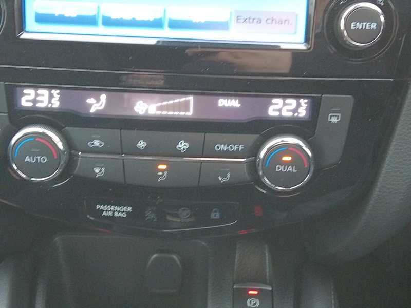 Nissan Qashqai dCi N-Connecta - U93696