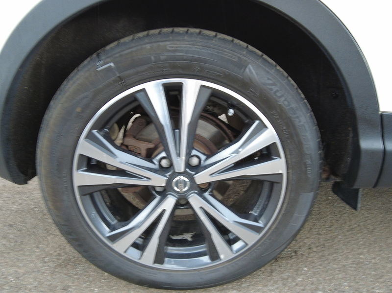 Nissan Qashqai dCi N-Connecta - U93696