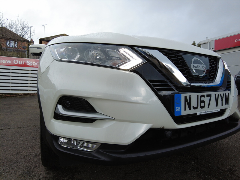 Nissan Qashqai dCi N-Connecta - U93696