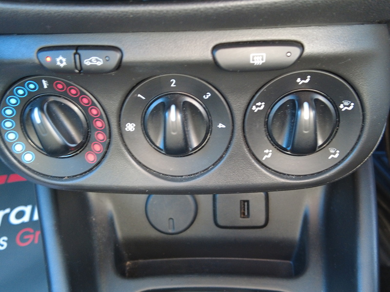 Vauxhall Corsa i ecoTEC Energy - U93698