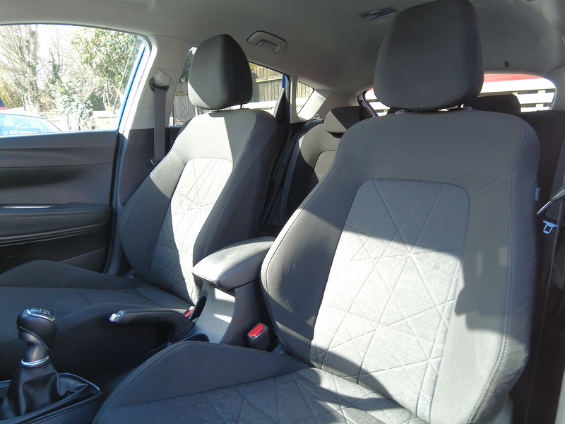 Hyundai Bayon T-GDi MHEV Premium - U93702