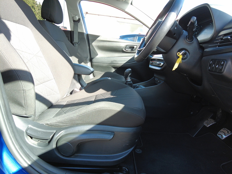 Hyundai Bayon T-GDi MHEV Premium - U93702