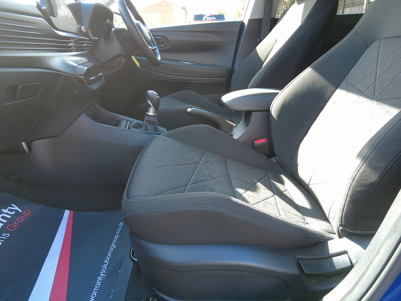 Hyundai Bayon T-GDi MHEV Premium - U93702