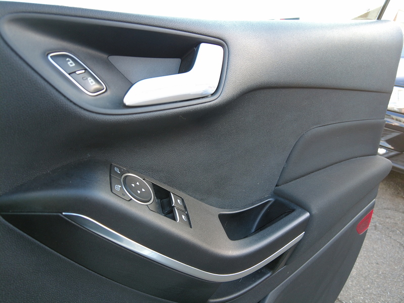 Ford Fiesta T EcoBoost Titanium - U93710