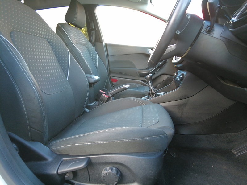 Ford Fiesta T EcoBoost Titanium - U93710